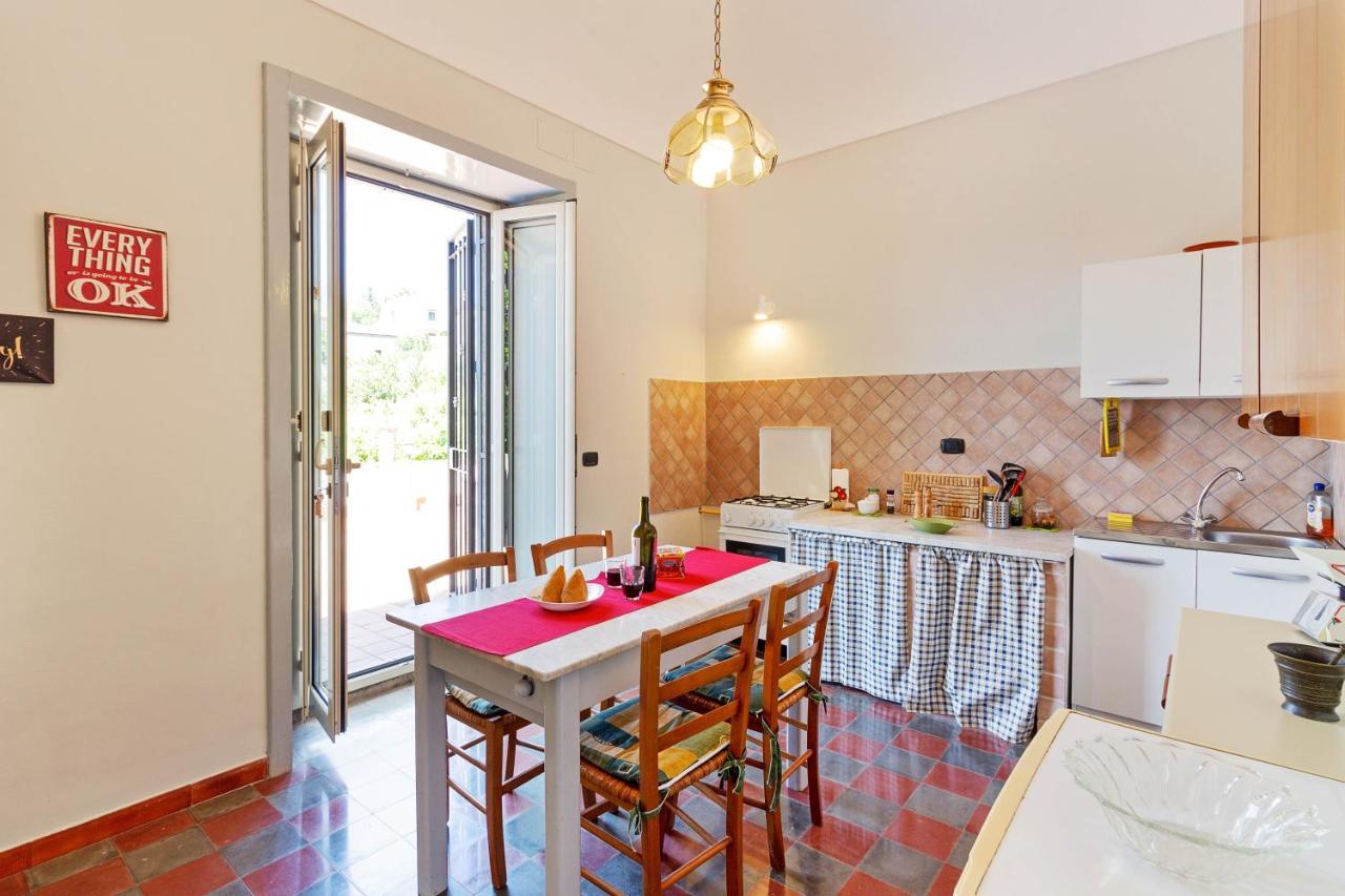 Malicodia Villa Santa Maria di Licodia Eksteriør billede